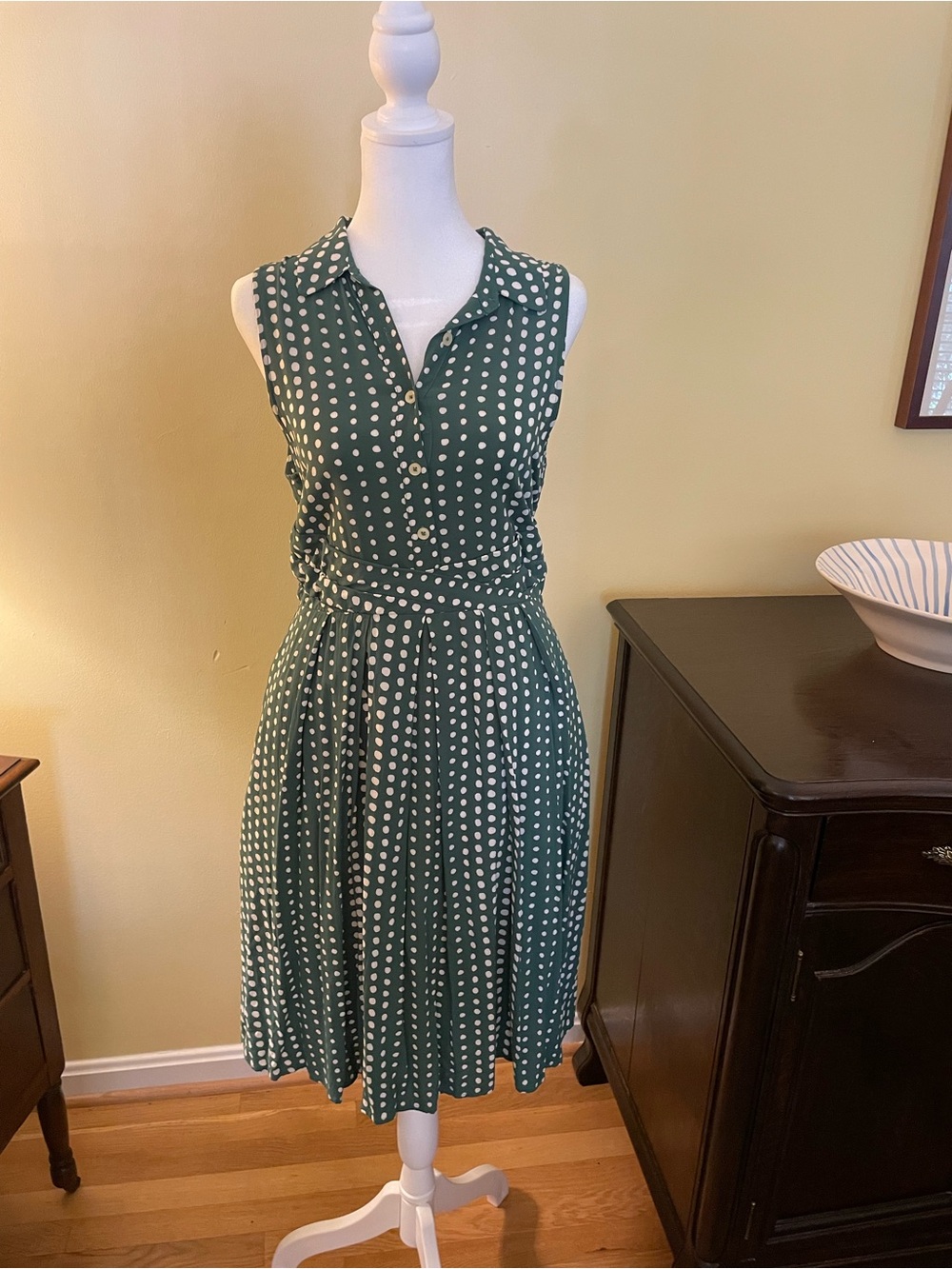 Comfy and Cool - Taylor Green Sleeveless Polka Dot Midi Dress